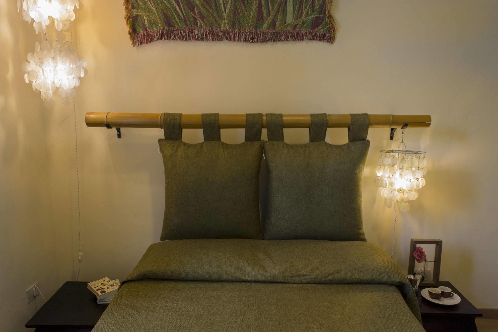 Dimora Dei Giganti Bed & Breakfast Naples Exterior photo